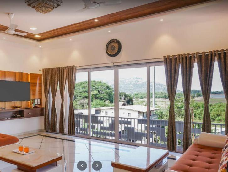 7Bhk Villa With Wonderful View And Good Food Lonavala Exteriér fotografie